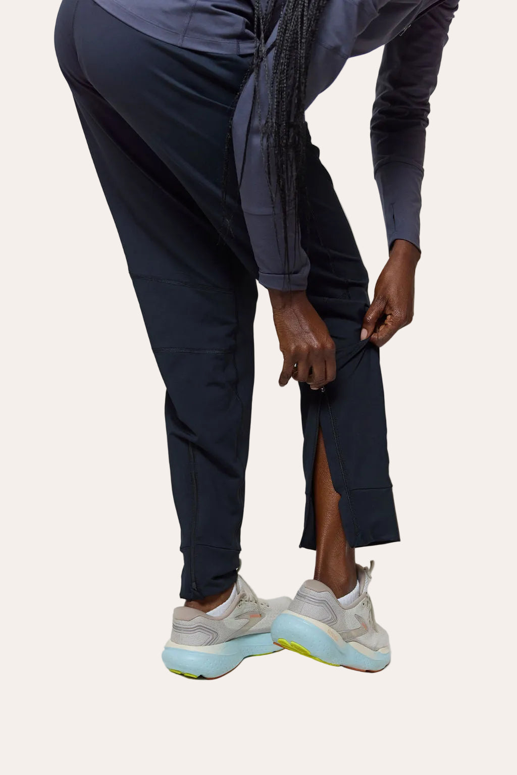 Valia Training Joggers – Black