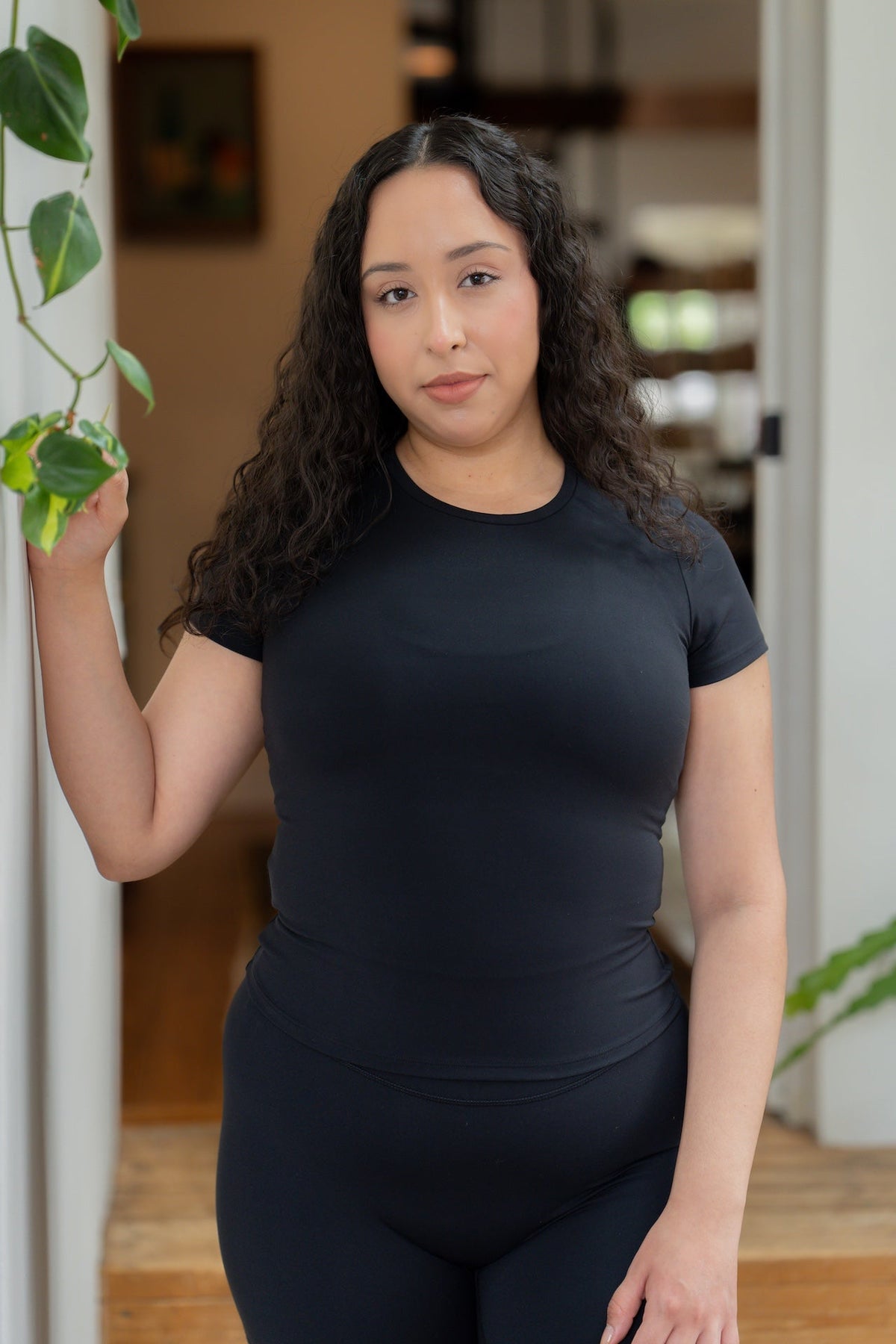 Brushed Commit Long Crop Tee