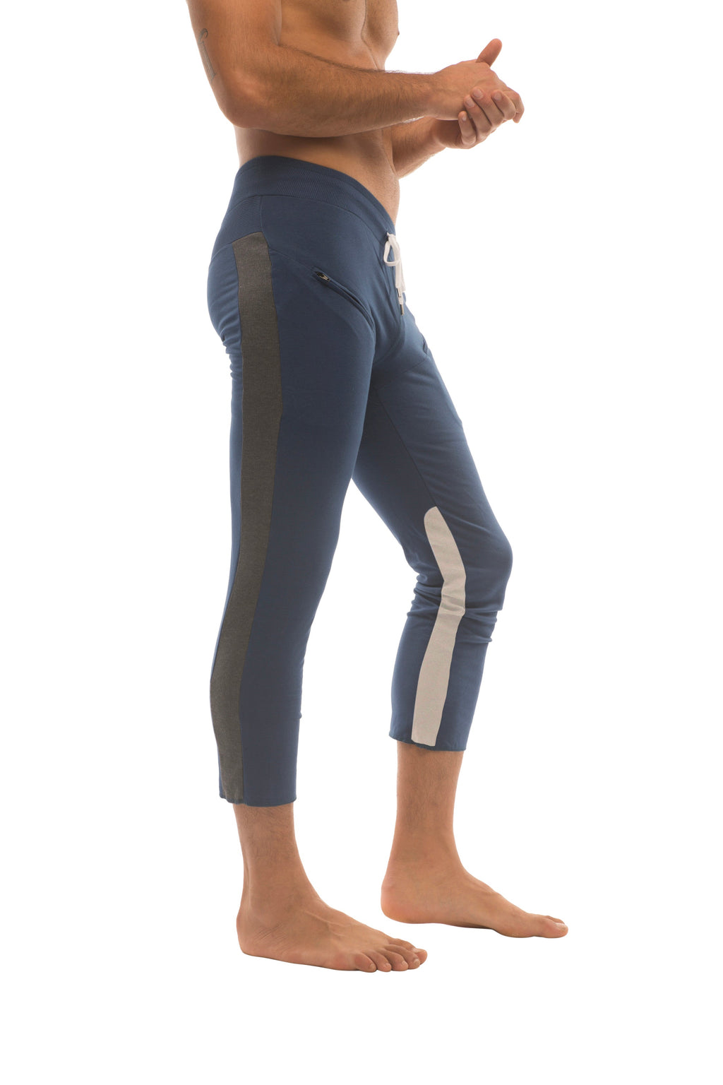 4/5 Zip-Pocket Capri Yoga Pants – Royal/Charcoal/Grey