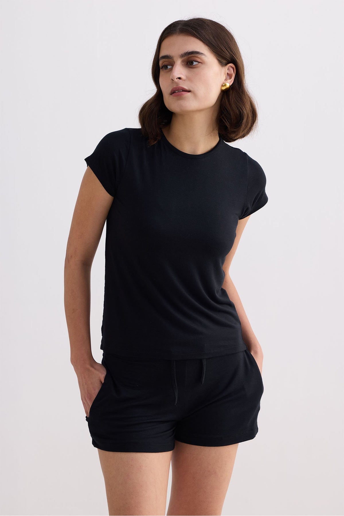 Essential Modal Crew Tee – Black