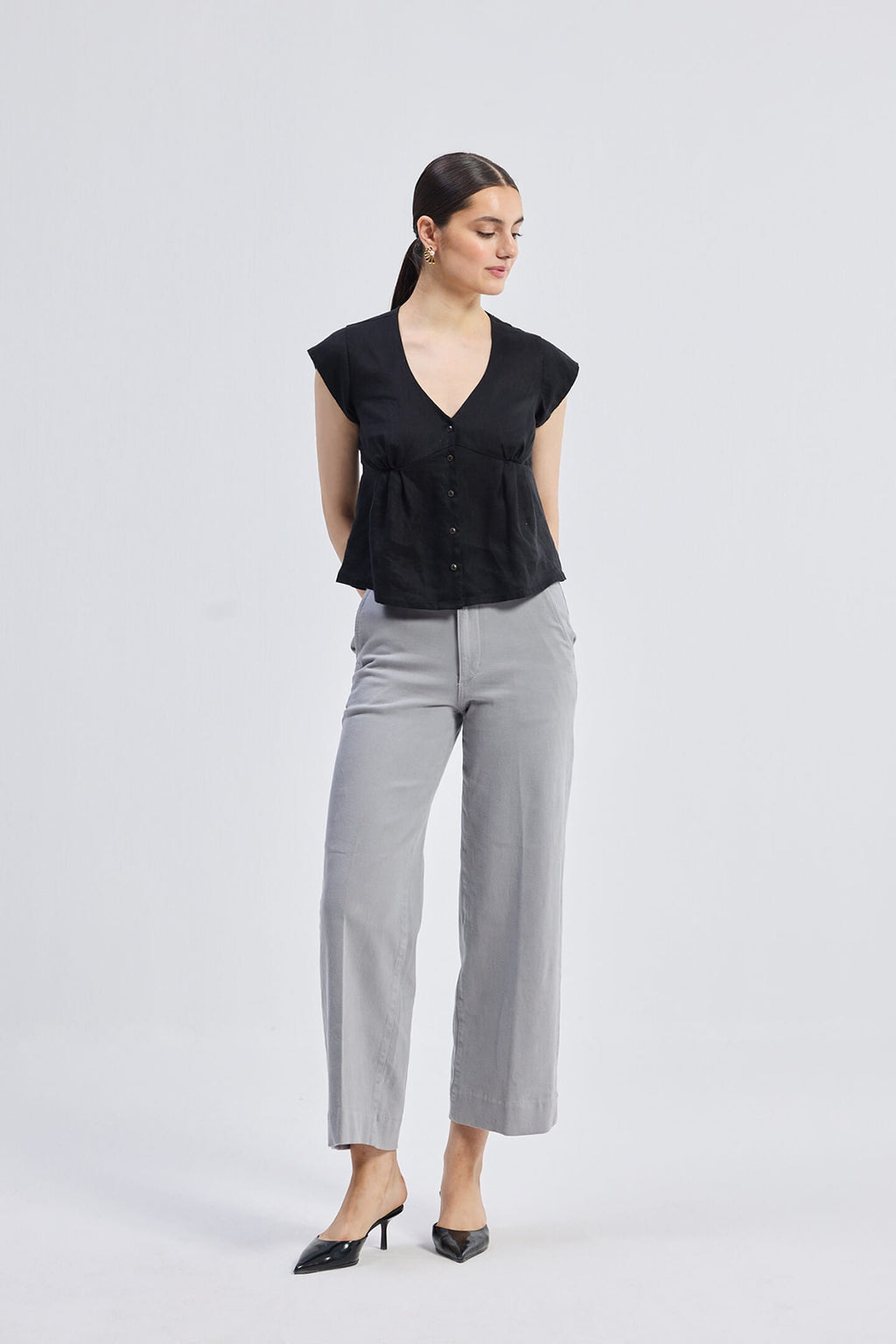 Hemp Deep V-Neck Cap Sleeve Top – Black