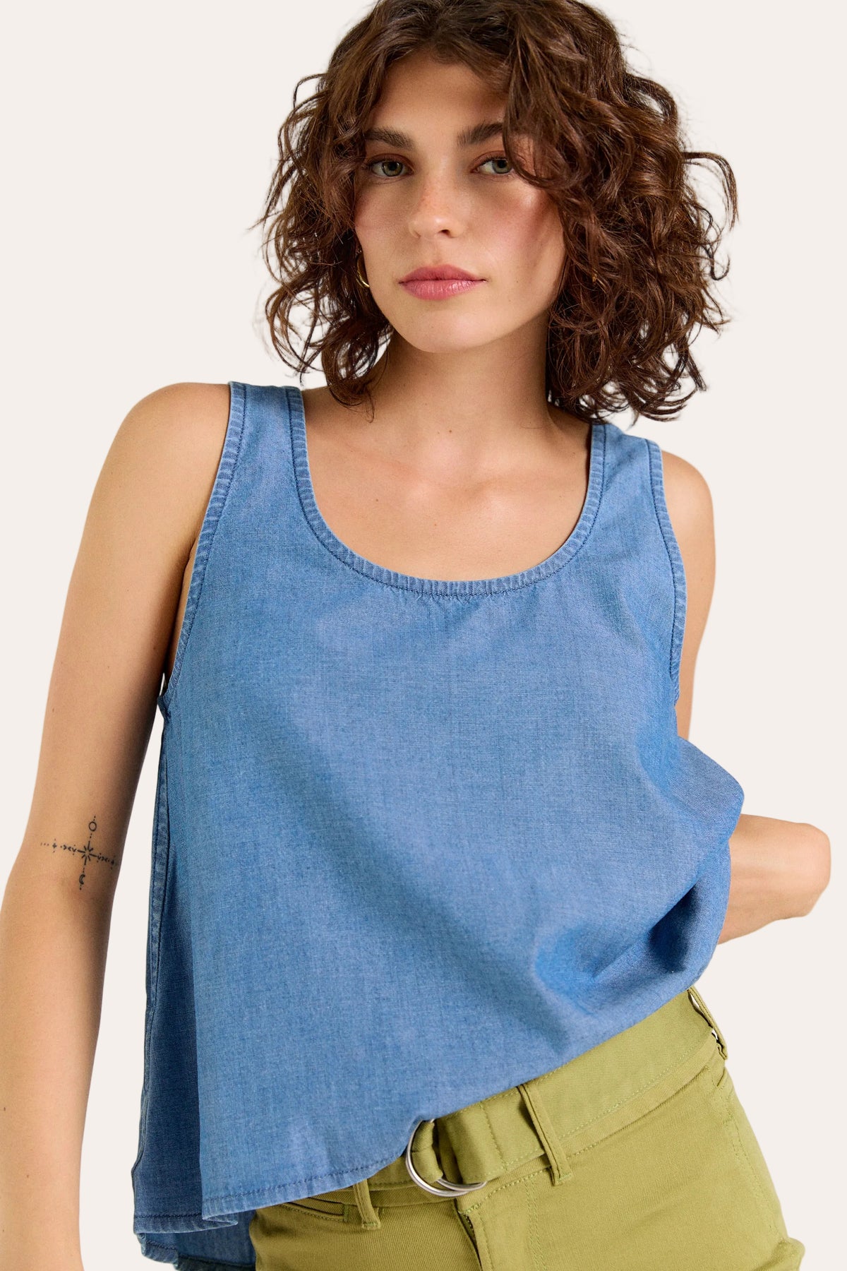 Wabi Sabi Chambray Crop Tank – Medium Wash