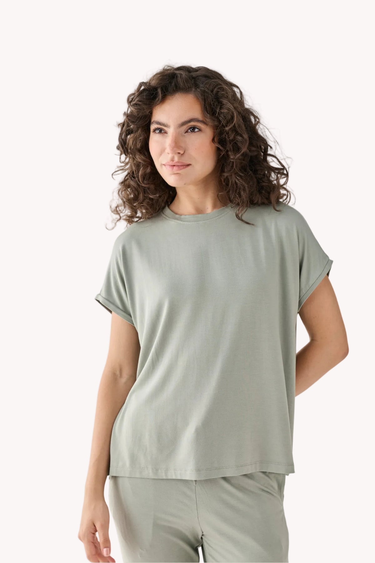 Relaxed Modal Tee – Olive