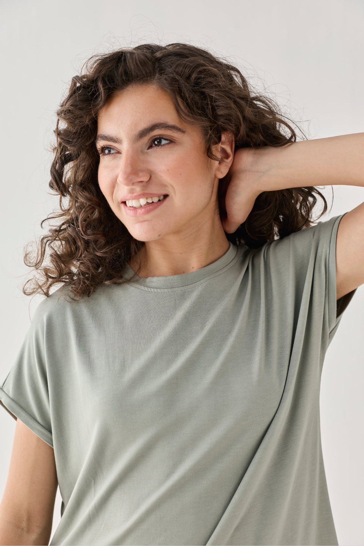 Relaxed Modal Tee – Olive