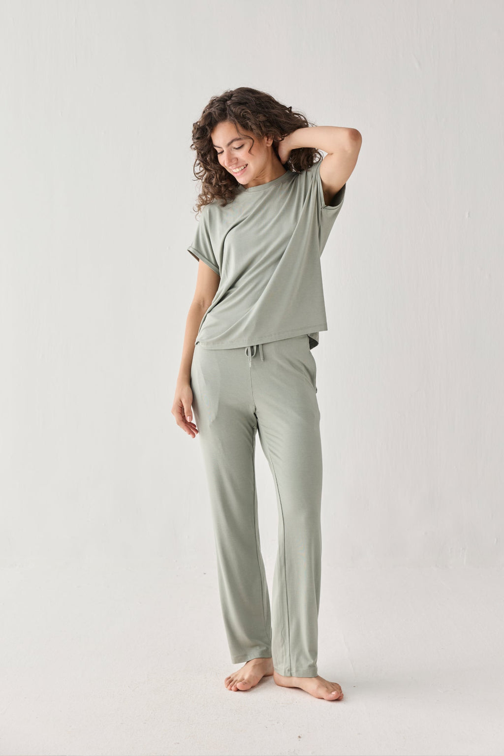 Relaxed Modal Tee & Wide-Leg Pants Set – Olive