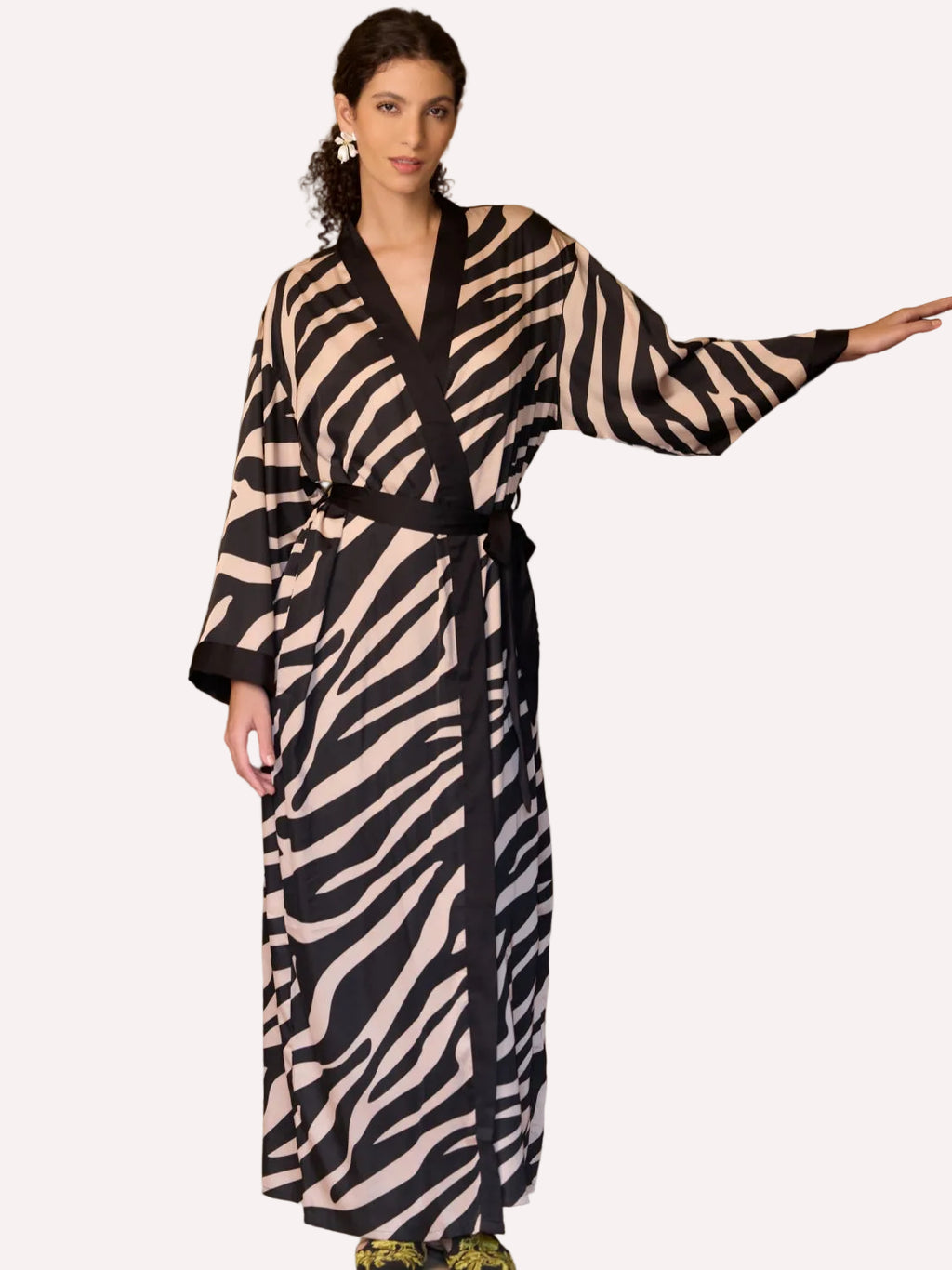Zebra Stripe Kimono Robe – Black