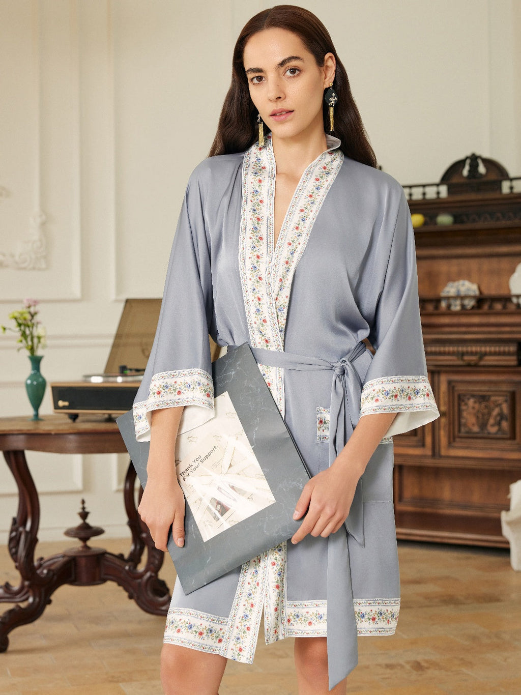 Embellished Flower Short Robe with Pockets – Light Blue