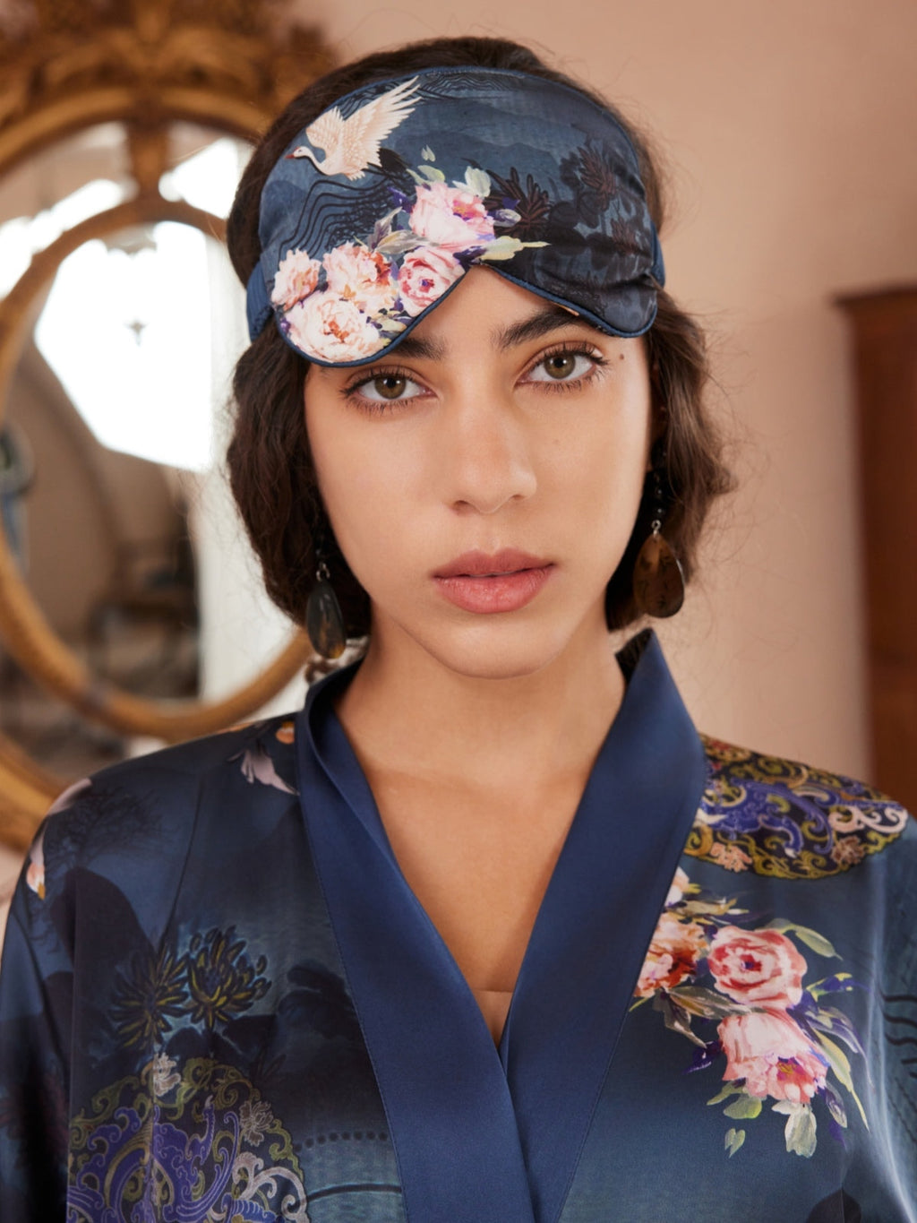 Crane & Blossom Print Short Kimono Robe