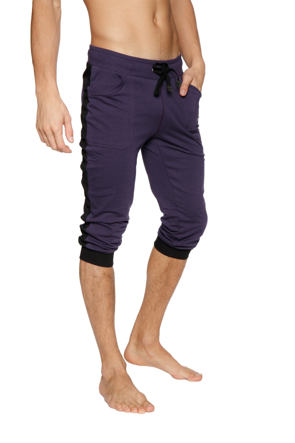 Cuffed Capri Yoga Pants – Eggplant/Black