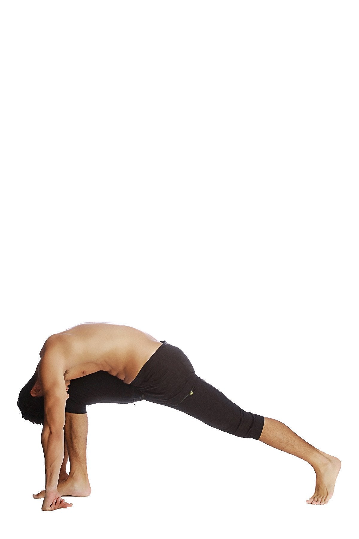 Cuffed Capri Yoga Pants – Black