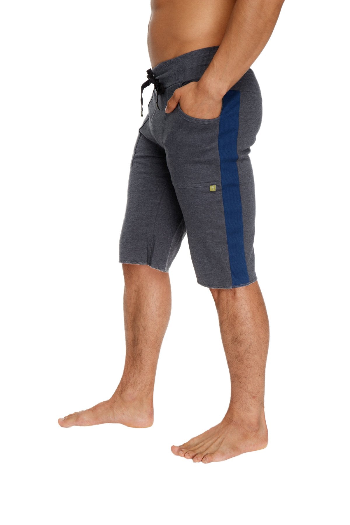 Eco-Track Cut-Off Yoga Shorts – Charcoal/Royal Blue