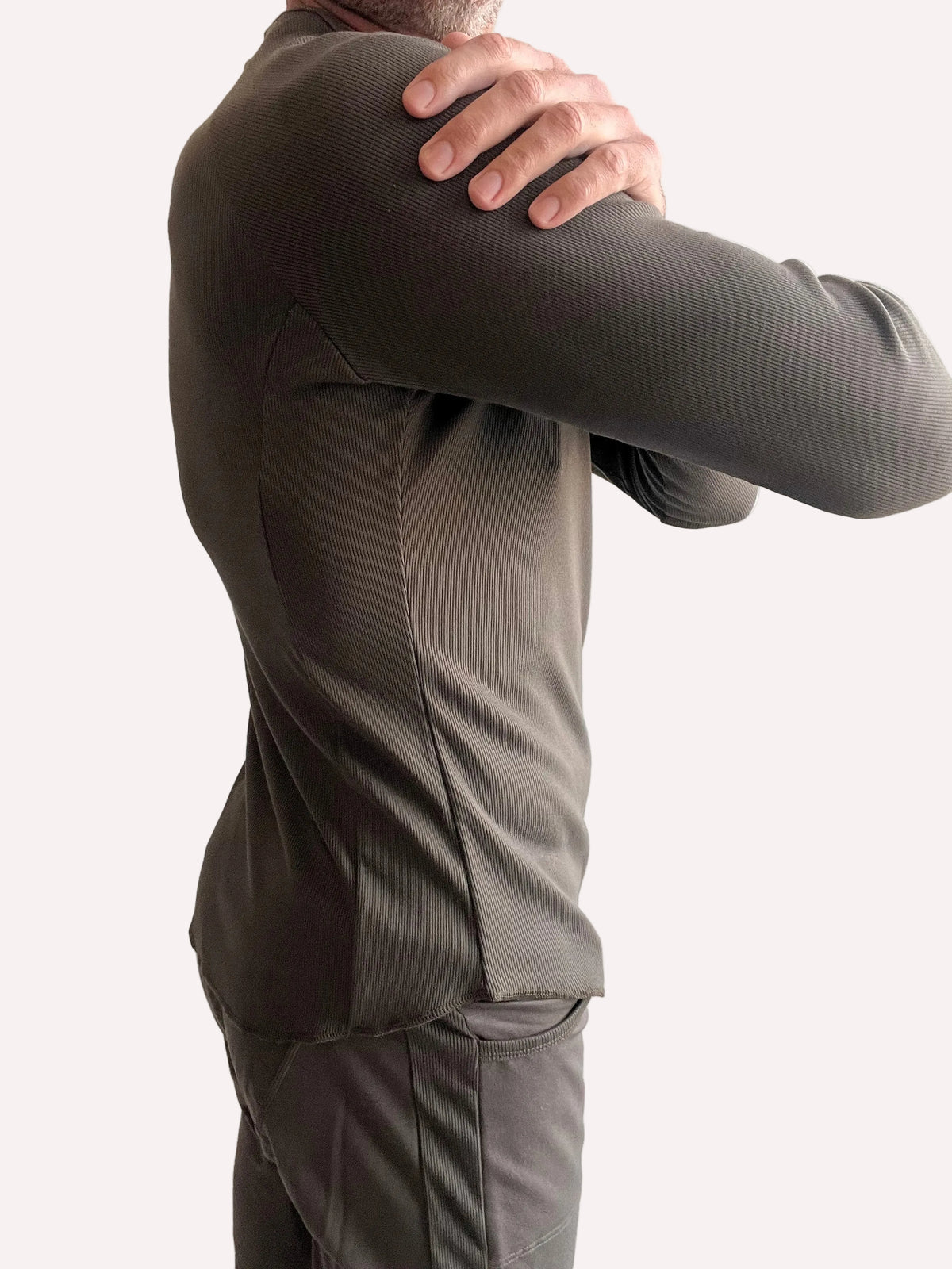 Raglan Thermal V-Neck Long Sleeve Tee – Army Green