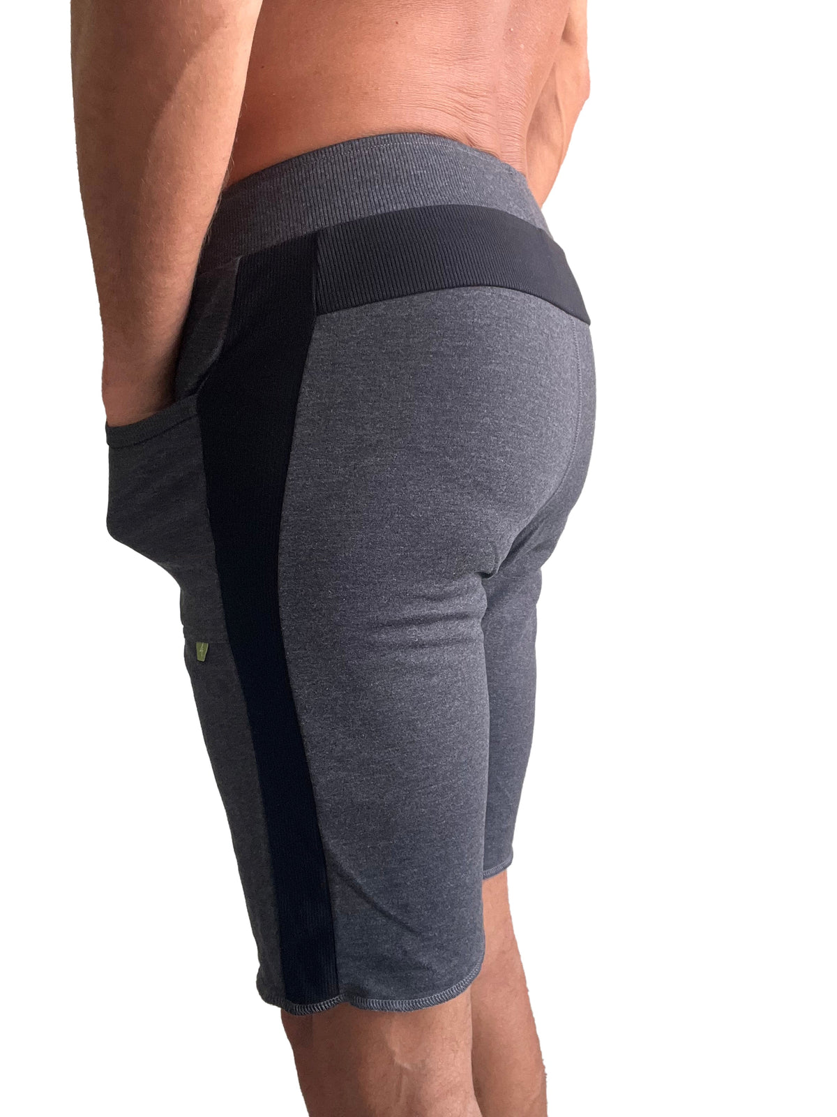 Eco-Track Cut-Off Yoga Shorts – Charcoal/Black