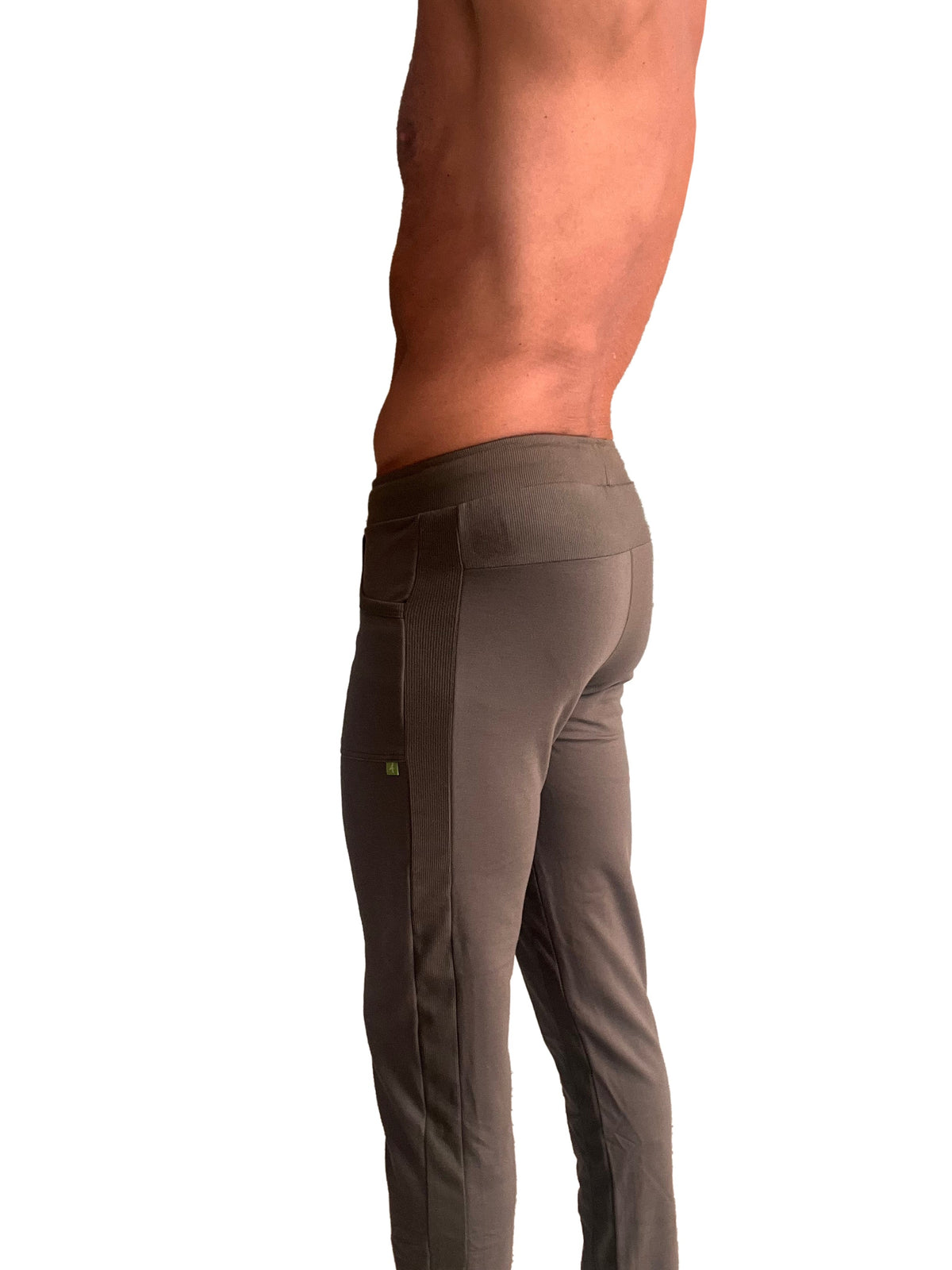 Eco-Track Yoga Sweatpants – Army Green