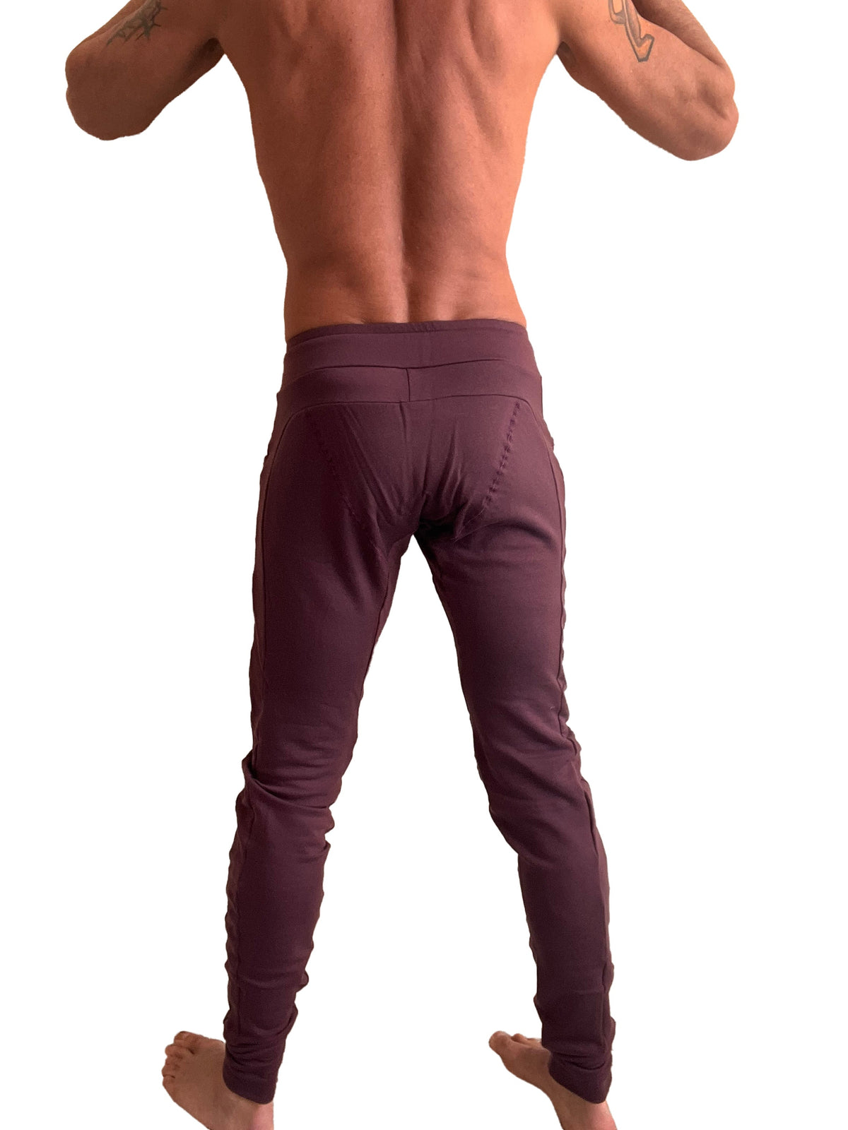 Luxury-Fleece Cuffed Yoga Joggers – Burgundy