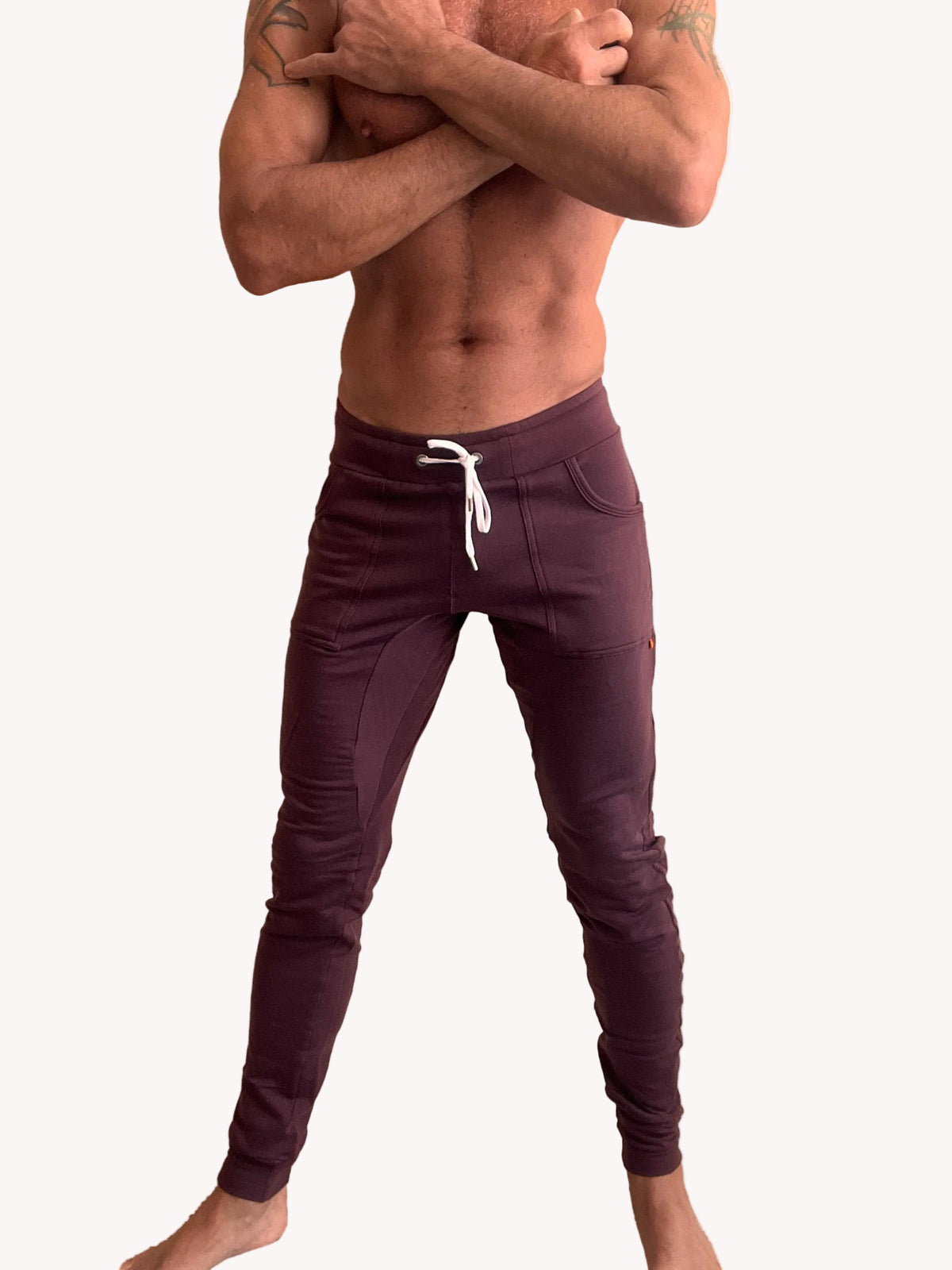 Luxury-Fleece Cuffed Yoga Joggers – Burgundy