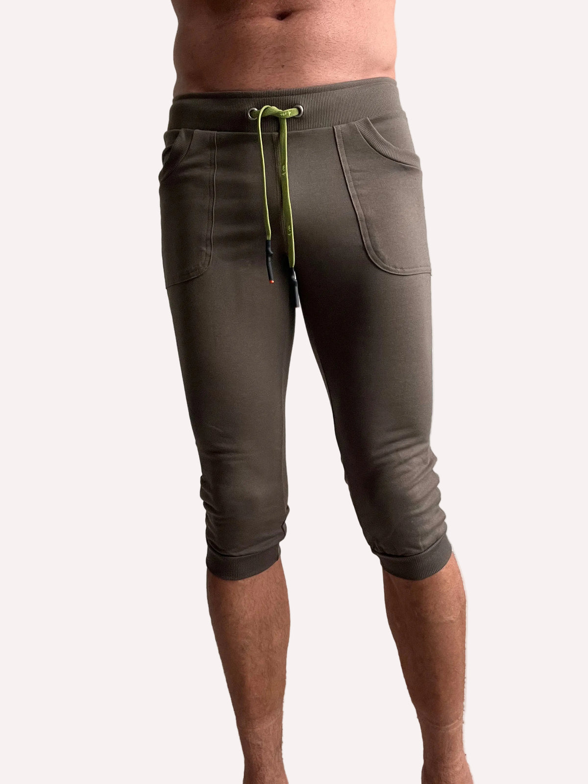 Cuffed Capri Yoga Pants – Army Olive Green