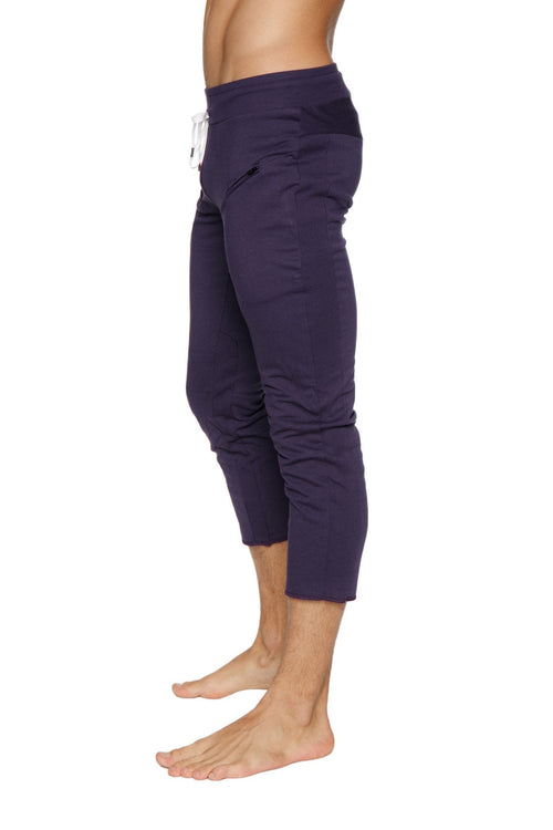4/5 Zip-Pocket Capri Yoga Pants – Eggplant