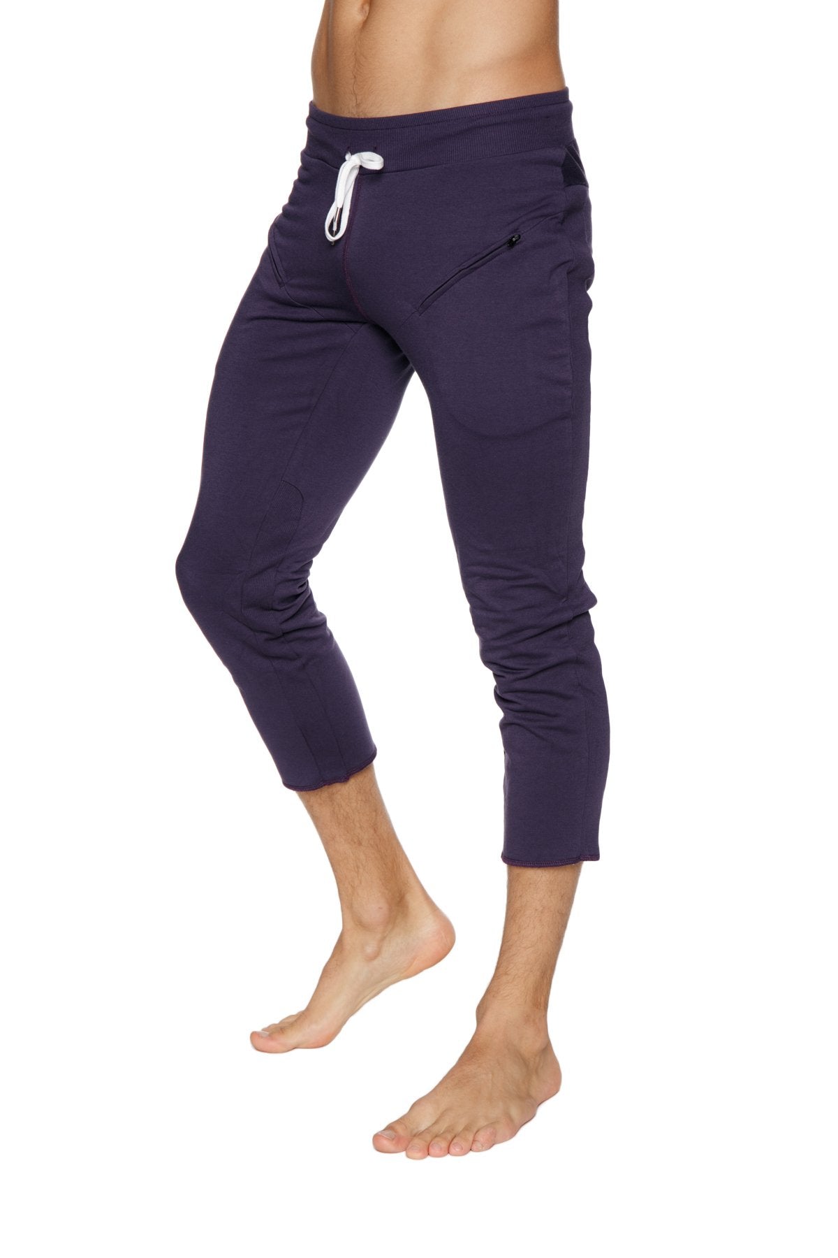 4/5 Zip-Pocket Capri Yoga Pants – Eggplant