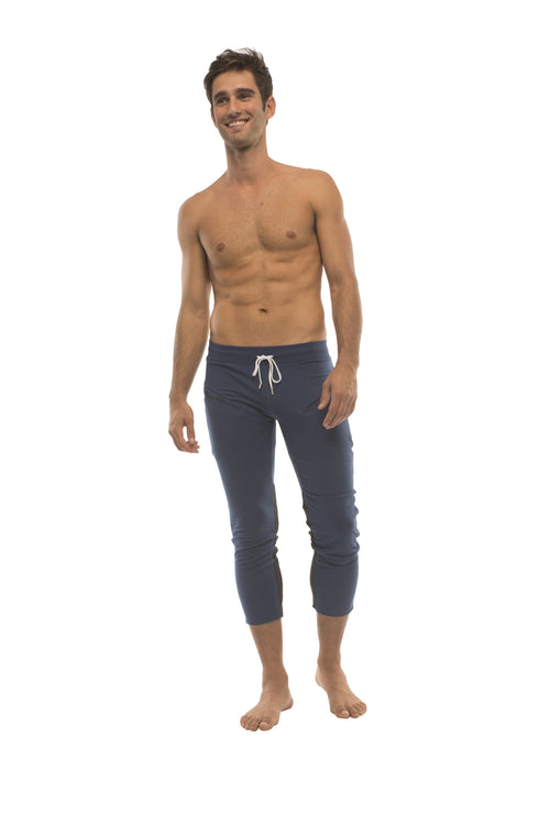 4/5 Zip-Pocket Capri Yoga Pants – Royal/Charcoal/Black