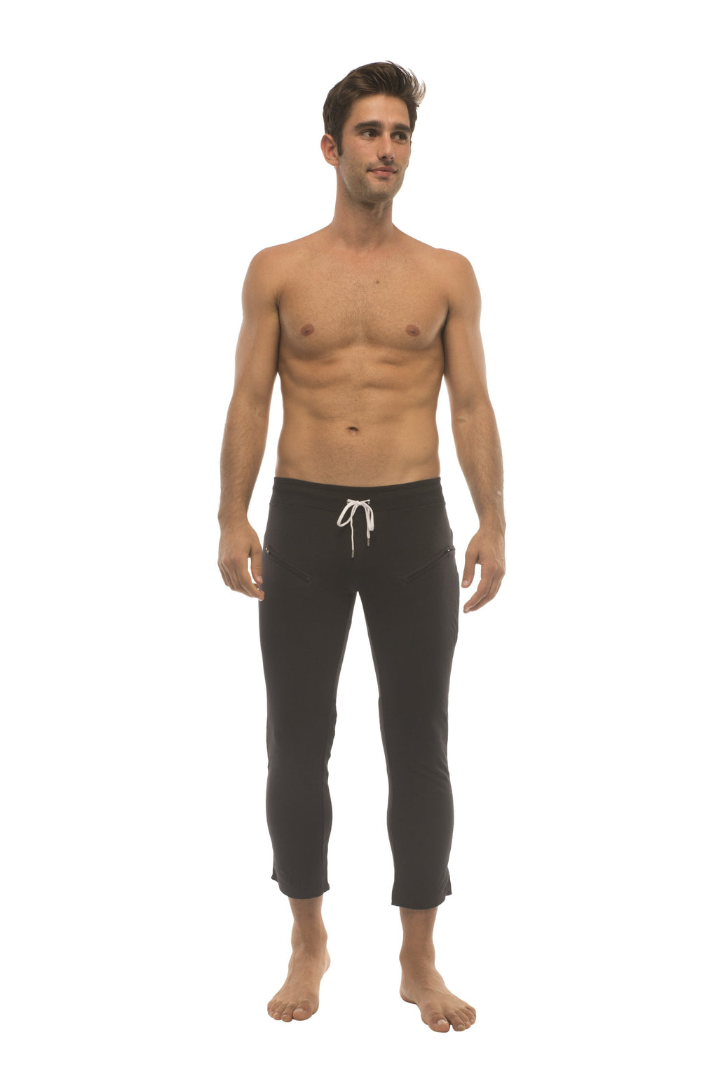 4/5 Zip-Pocket Capri Yoga Pants – Black