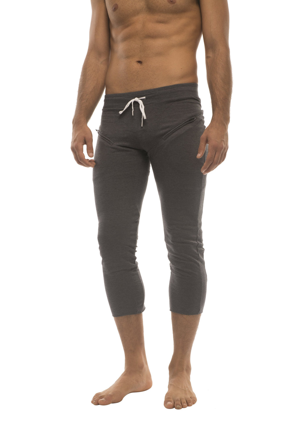4/5 Zip-Pocket Capri Yoga Pants – Charcoal