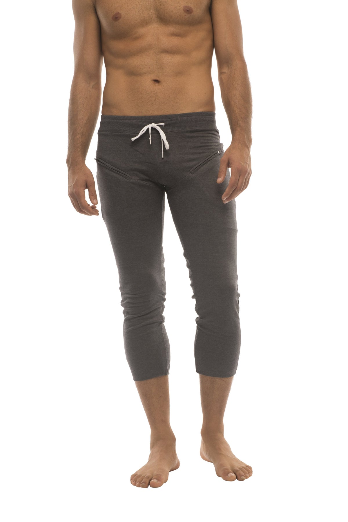 4/5 Zip-Pocket Capri Yoga Pants – Charcoal