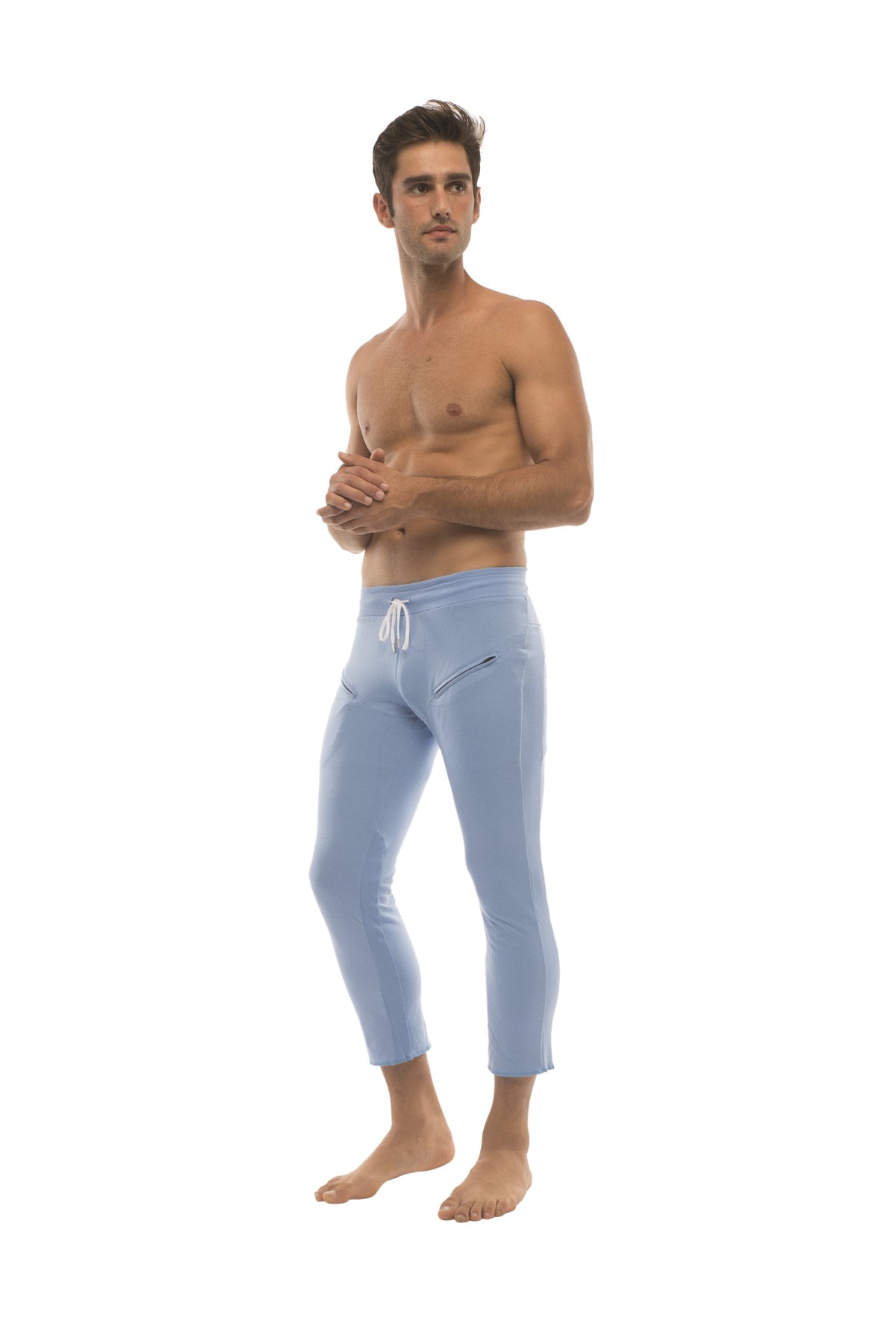 4/5 Zip-Pocket Capri Yoga Pants – Ice Blue
