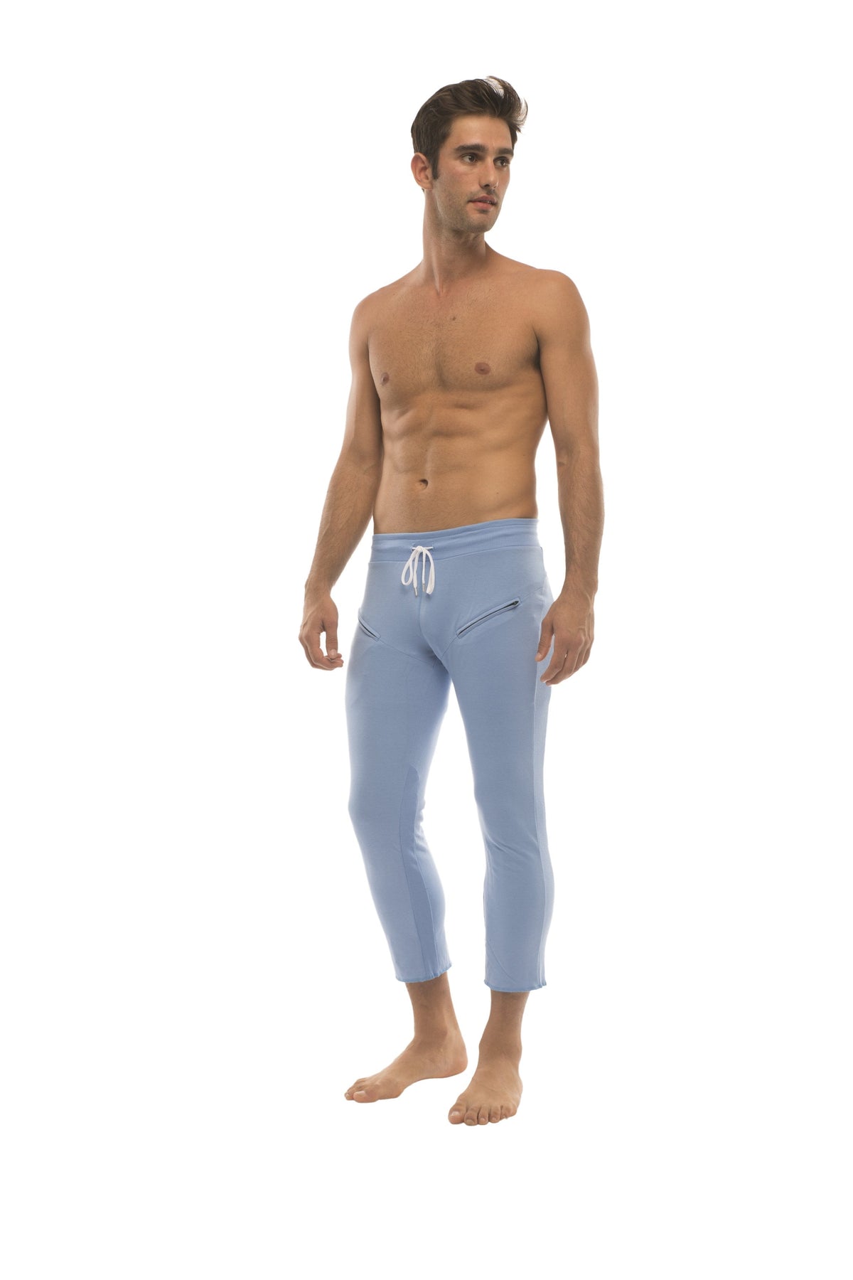 4/5 Zip-Pocket Capri Yoga Pants – Ice Blue