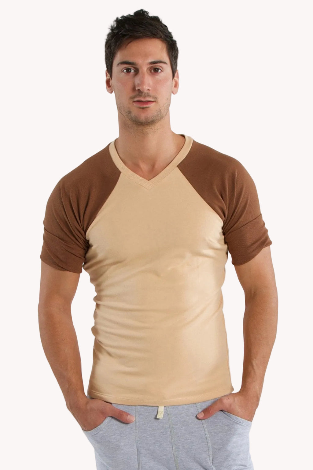 Raglan Virtual Crew-Neck Tee – Sand with Chocolate