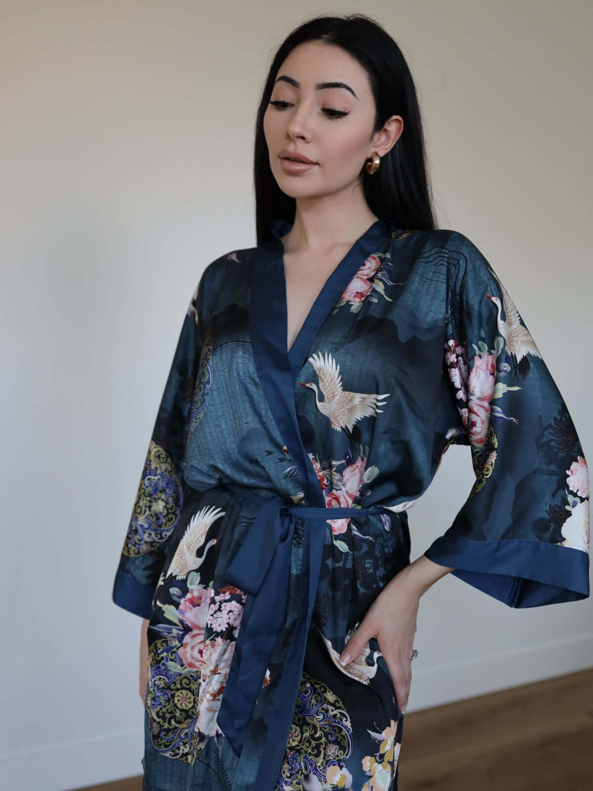 Crane & Blossom Print Short Kimono Robe