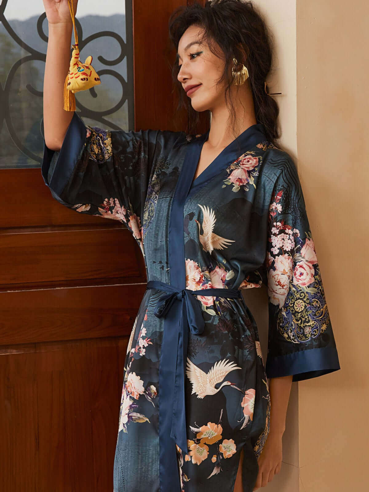 Crane & Blossom Print Short Kimono Robe