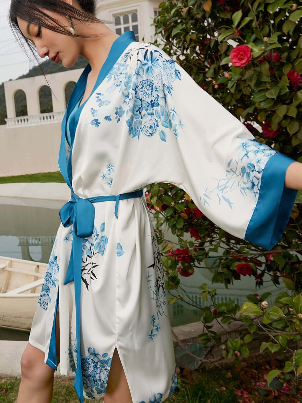 Bamboo Print Short Kimono Robe – Blue