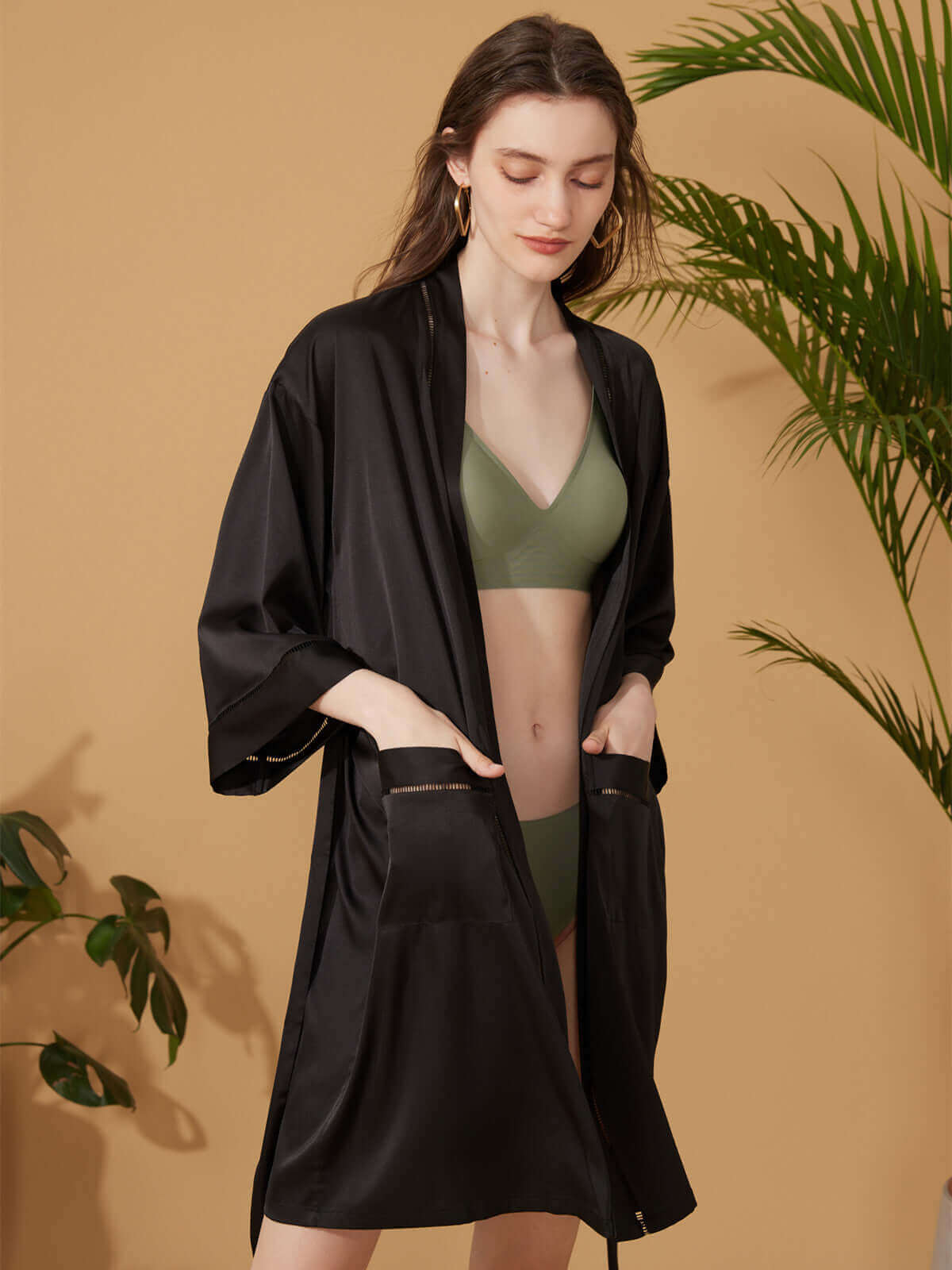 Hollow-Out Detail Short Robe with Pockets