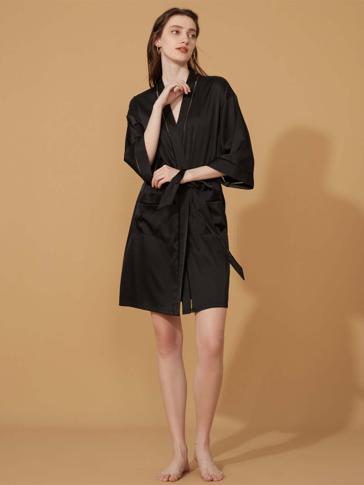 Hollow-Out Detail Short Robe with Pockets