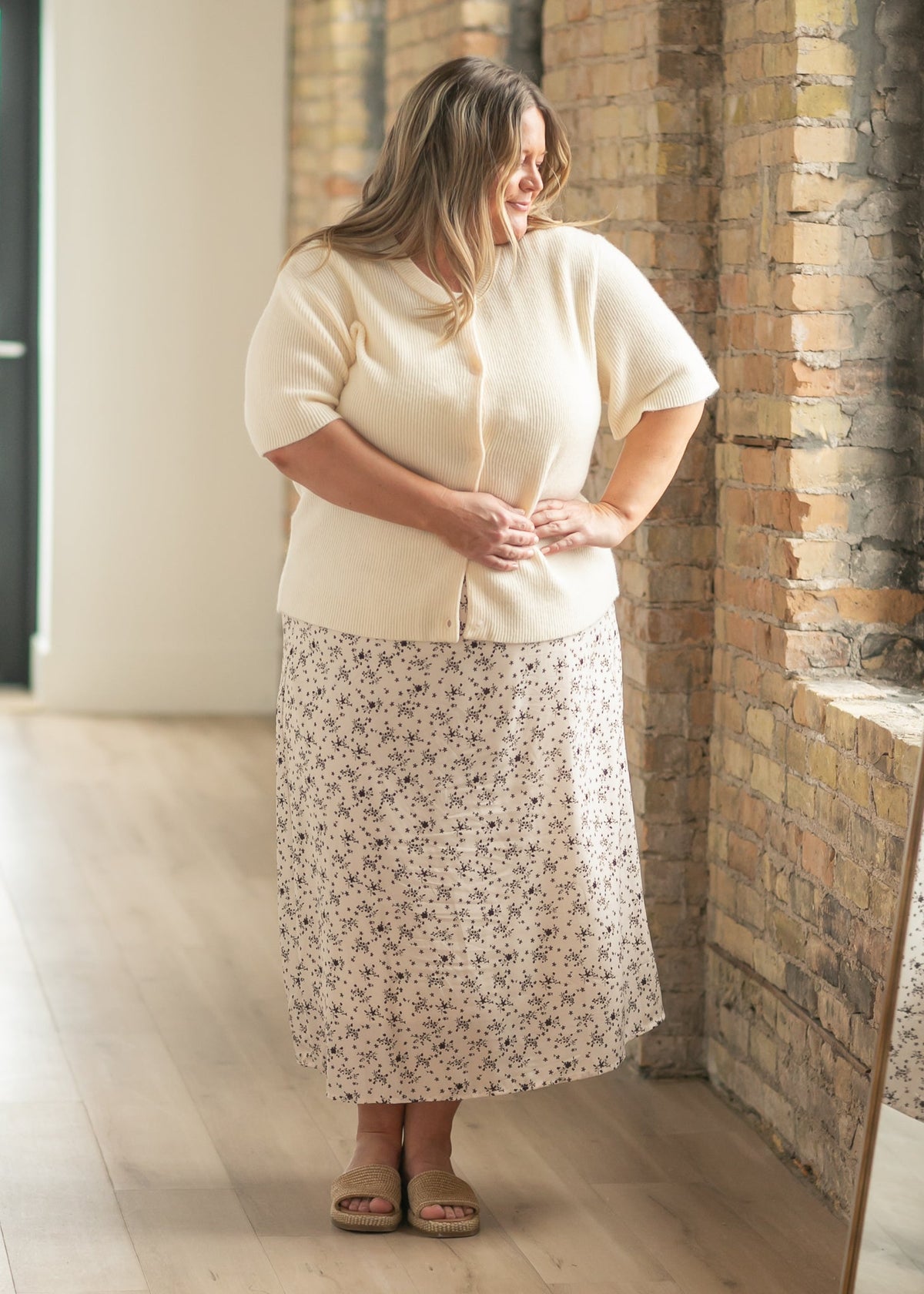 Zadie Short Sleeve Button Cardigan – Ivory